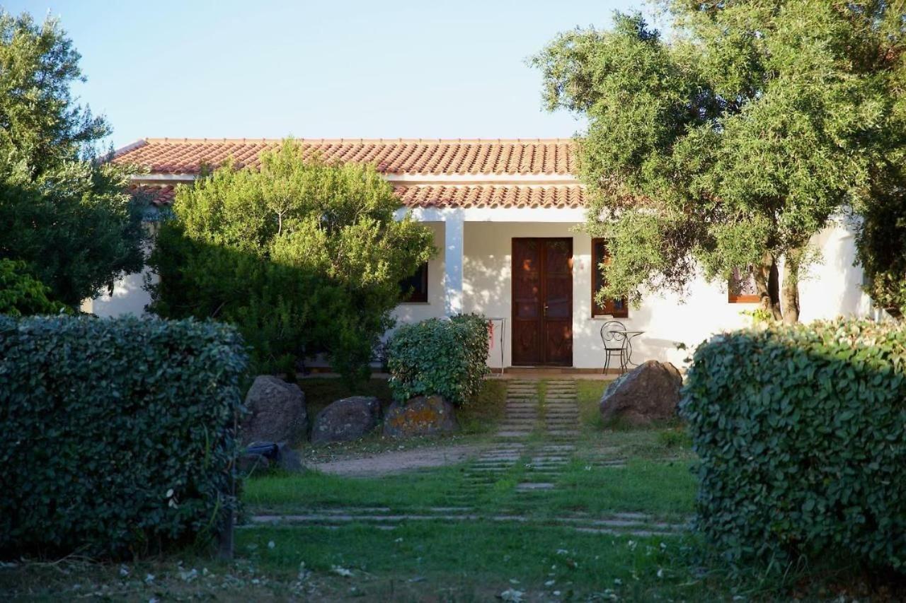 Palalama Valledoria  Exterior photo